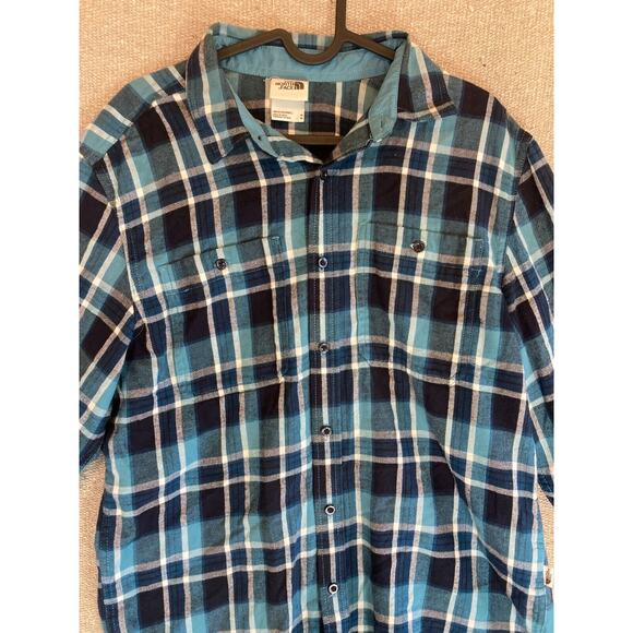 Mens Sz Medium THE NORTH FACE Plaid Flannel Blue White Long Sleeve Shirt - Picture 3 of 7